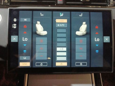 Used 2024 Land Rover Range Rover Evoque S image 17