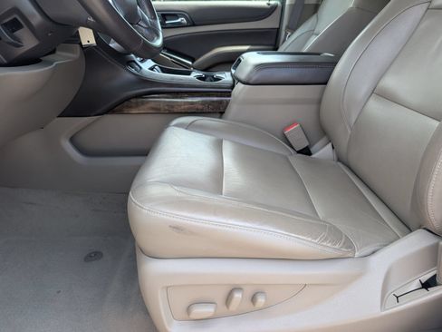 Used 2020 Chevrolet Tahoe LT RWD image 15