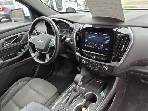 Used 2022 Chevrolet Traverse LT AWD/4WD image 15