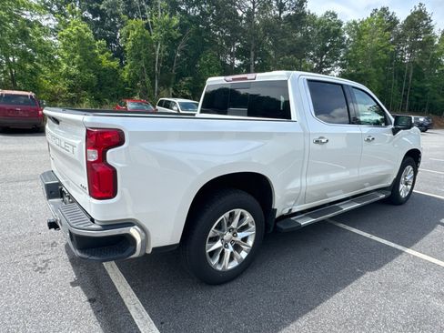 Used 2020 Chevrolet Silverado 1500 LTZ w/ LTZ Plus Package AWD/4WD image 5