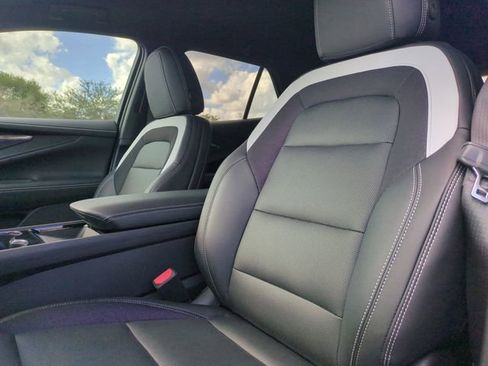 New 2026 Chevrolet Blazer EV LT image 13