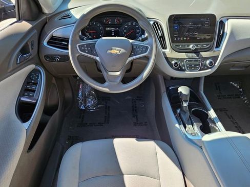 Used 2023 Chevrolet Malibu LT image 6