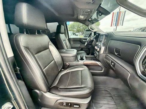Used 2020 GMC Sierra 1500 SLT RWD image 27