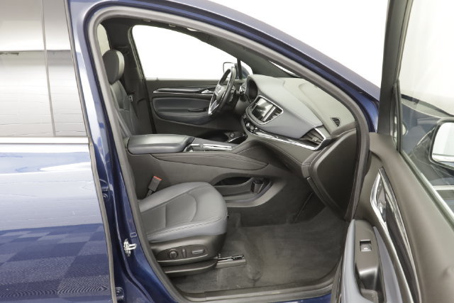 Used 2023 Buick Enclave Essence w/ Experience Buick Package FWD image 21