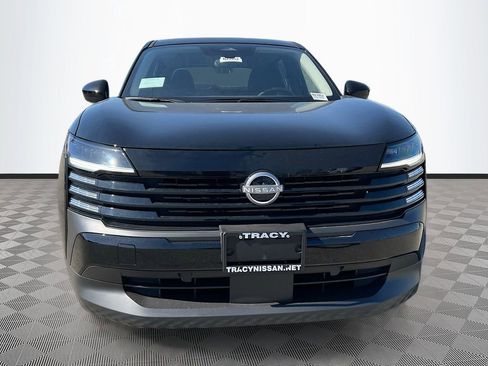 New 2025 Nissan Kicks SV image 2