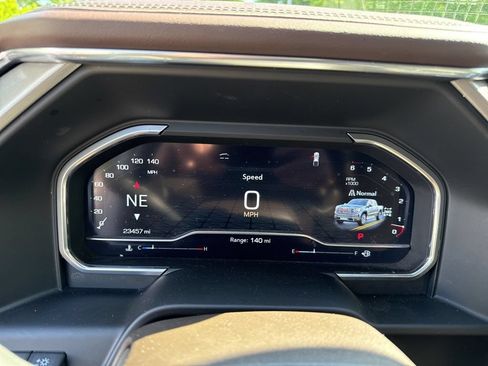 Used 2023 GMC Sierra 1500 Denali w/ Technology Package AWD/4WD image 32