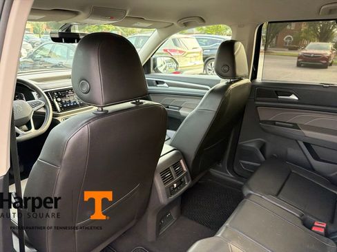 Used 2022 Volkswagen Atlas SE FWD image 11