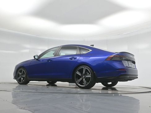 Used 2023 Honda Accord Sport image 48