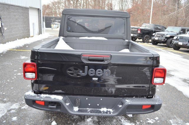 New 2026 Jeep Gladiator Sport AWD/4WD image 7