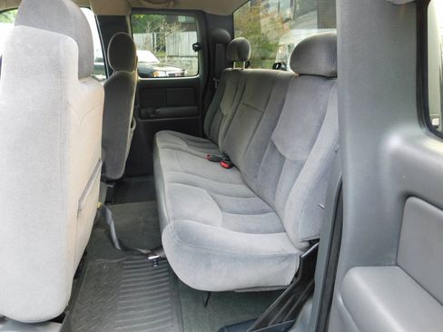 Used 2004 GMC Sierra 1500 SLE RWD image 5