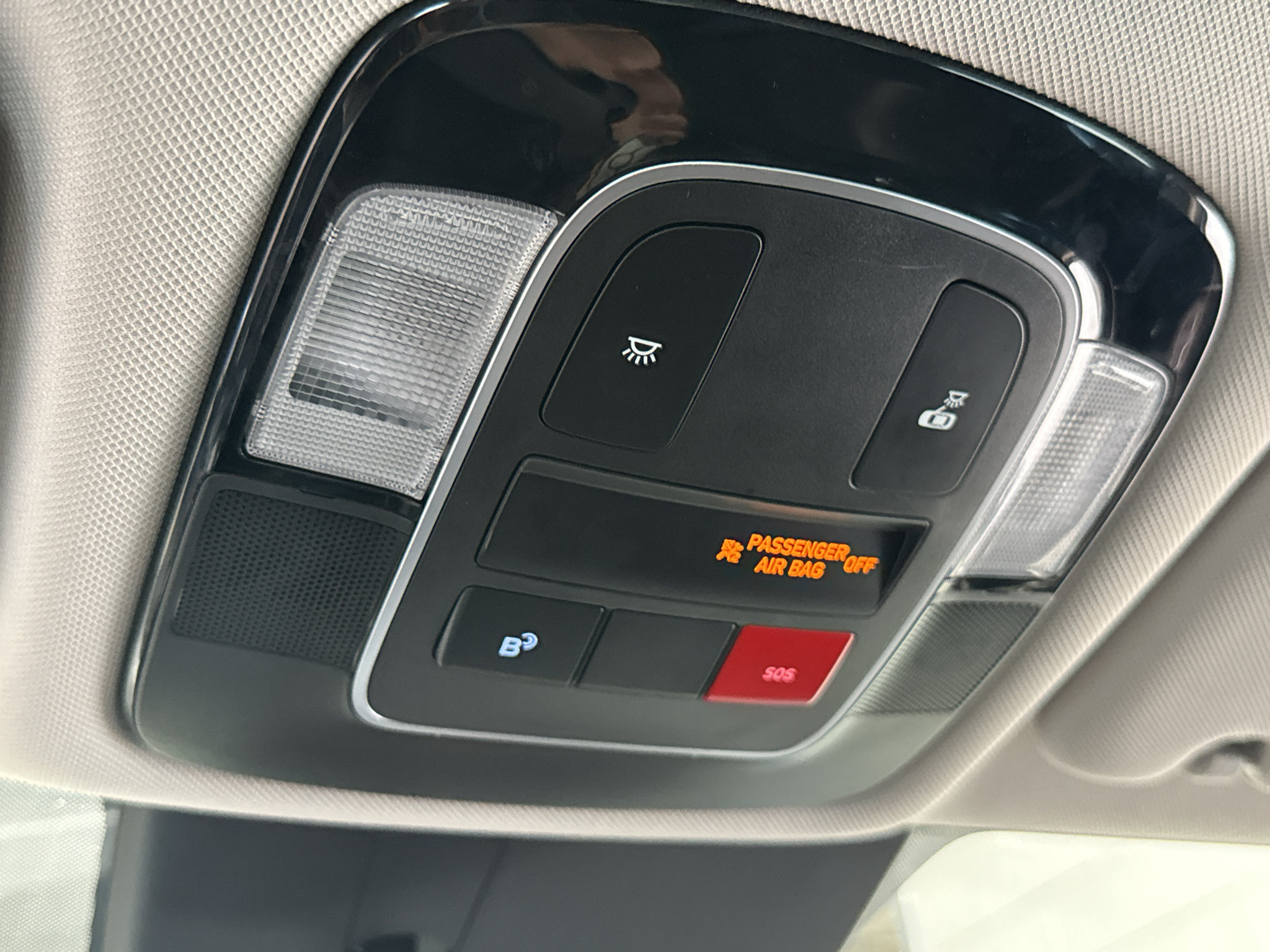 Used 2025 Hyundai Sonata SEL FWD image 31