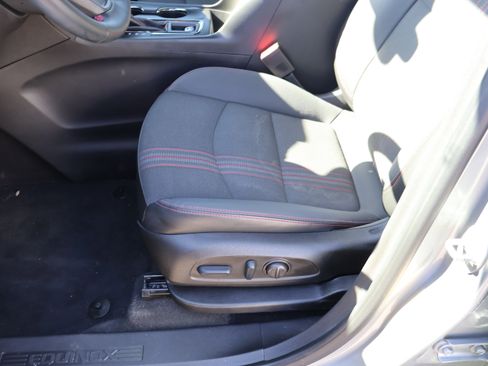 Used 2023 Chevrolet Equinox RS image 41