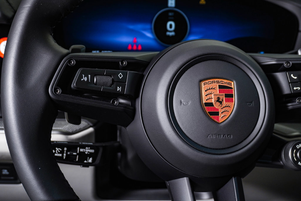 Certified 2026 Porsche Cayenne Coupe AWD/4WD image 21