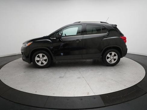 Used 2020 Chevrolet Trax LT FWD image 23