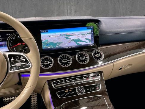 Used 2019 Mercedes-Benz E 450 4MATIC Cabriolet image 9