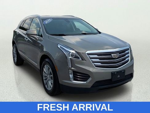Used 2019 Cadillac XT5 Luxury AWD/4WD image 1