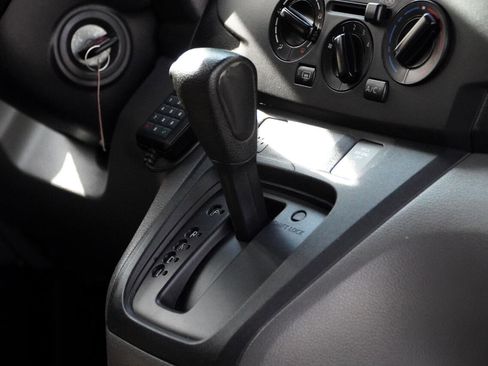 Used 2020 Nissan NV200 SV w/ Sliding Glass Door Package image 29