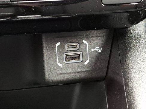 New 2026 Jeep Compass Latitude image 14