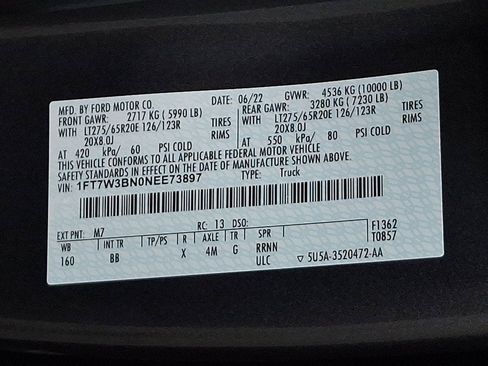 Certified 2022 Ford F350 Platinum w/ FX4 Off-Road Package AWD/4WD image 29
