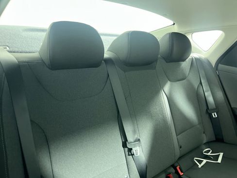 New 2026 Kia K4 FWD image 32