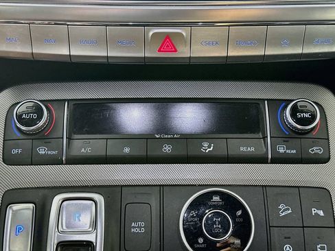 Used 2022 Hyundai Palisade Limited AWD/4WD image 18