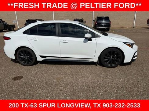 Used 2024 Toyota Corolla SE FWD image 8