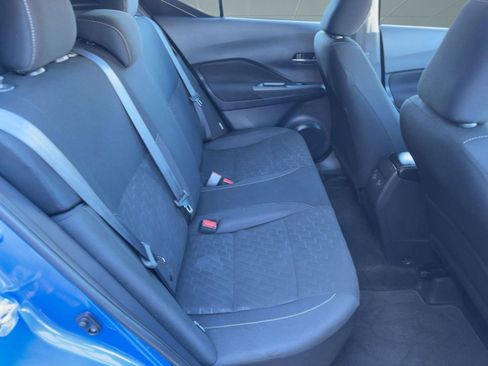 Used 2024 Nissan Kicks SV image 27