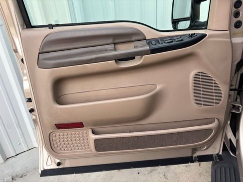 Used 1999 Ford F250 XL image 13