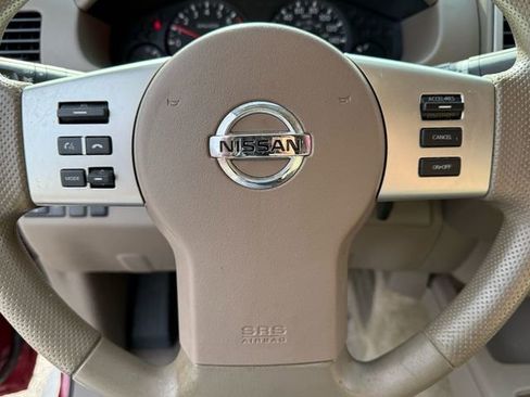 Used 2017 Nissan Frontier SV image 26