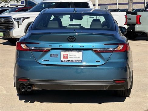 Certified 2025 Toyota Camry SE w/ Convenience Package image 4