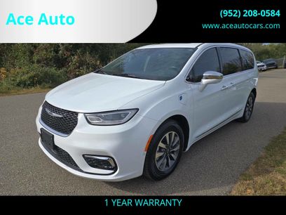 Used 2022 Chrysler Pacifica Limited