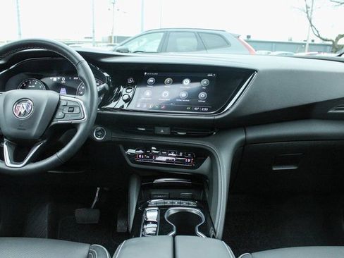 Used 2023 Buick Envision Avenir image 18
