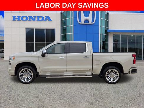 Used 2026 Chevrolet Silverado 1500 High Country AWD/4WD image 6