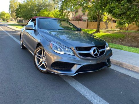 Used 2016 Mercedes-Benz E 400 Cabriolet image 4