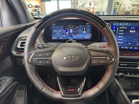 Used 2026 Chevrolet Traverse RS AWD/4WD image 24