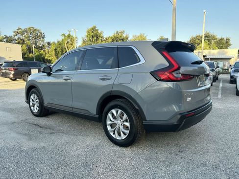 Used 2023 Honda CR-V LX image 6