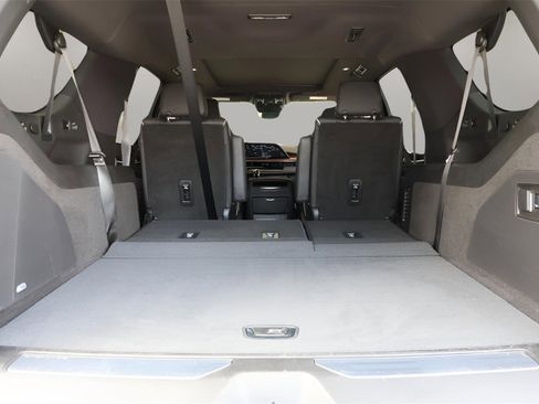 Certified 2024 Cadillac Escalade ESV Premium Luxury image 26