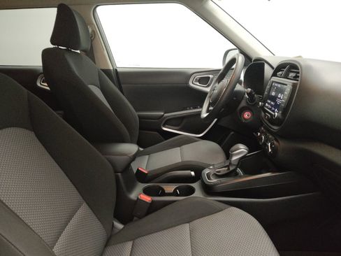 Used 2022 Kia Soul LX w/ Technology Package FWD image 21