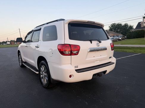 Used 2011 Toyota Sequoia Limited RWD image 4