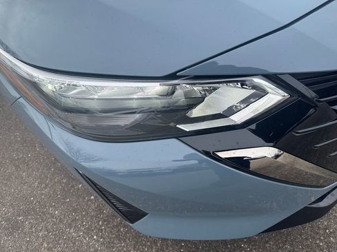 Certified 2025 Nissan Sentra SR w/ SR Premium Package image 36