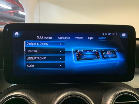 Used 2022 Mercedes-Benz GLC 300 4MATIC w/ AMG Line image 40