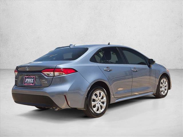 Used 2025 Toyota Corolla LE FWD image 5
