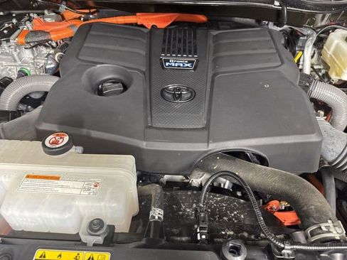 Used 2024 Toyota Tundra 1794 Edition image 9