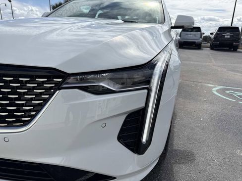 Certified 2025 Cadillac CT4 Premium Luxury image 9