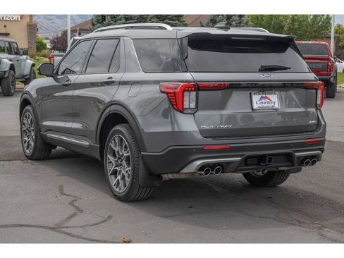 Used 2025 Ford Explorer Platinum w/ Ultimate Package AWD/4WD image 5