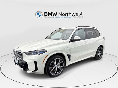 Used 2024 BMW X5 xDrive50e w/ M Sport Package AWD/4WD image 1