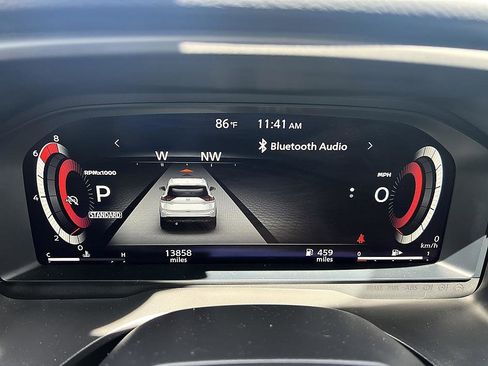 Certified 2025 Nissan Rogue SL FWD image 23