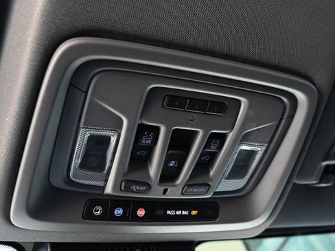 Used 2024 Chevrolet Silverado 1500 RST image 40