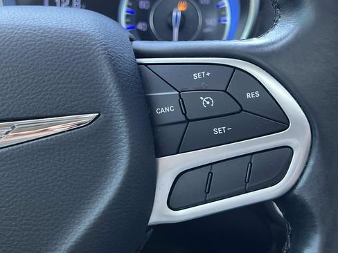 Used 2017 Chrysler 300 Limited w/ Value Package AWD/4WD image 26