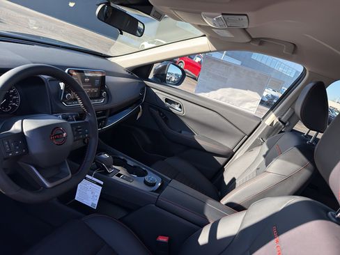 New 2026 Nissan Rogue SV image 25